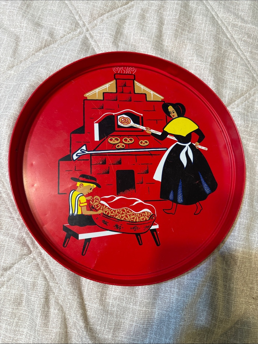 Vintage Pennsylvania Dutch Pretzel Serving Tray - Amish Folk Art 12.5 inches